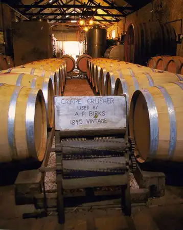 Wendouree Birks Brady Clare Australia cave fouloir a Dominique Fornage Wine Vin ecole nobilis